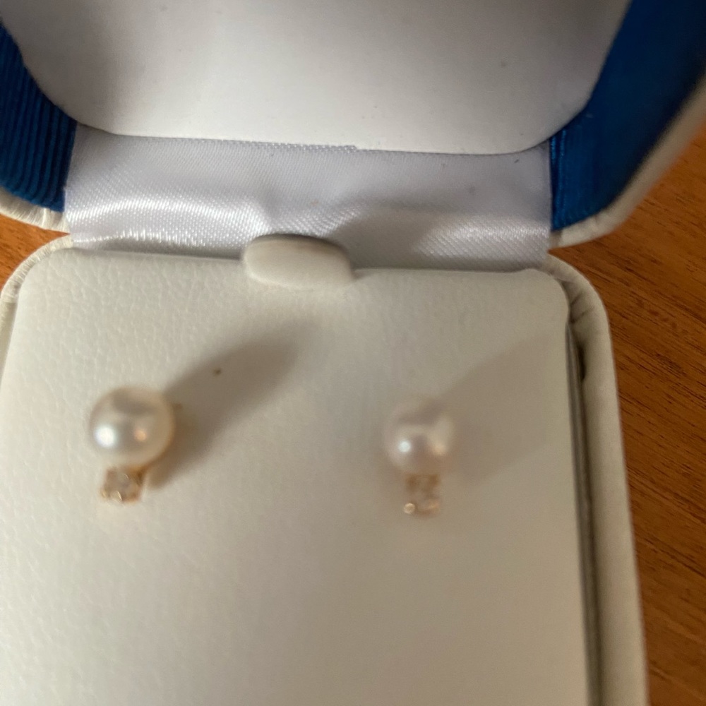 Diamond and pearl earrings